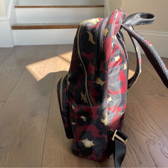 Baggallini Commuter Backpack - Picture 8 of 8